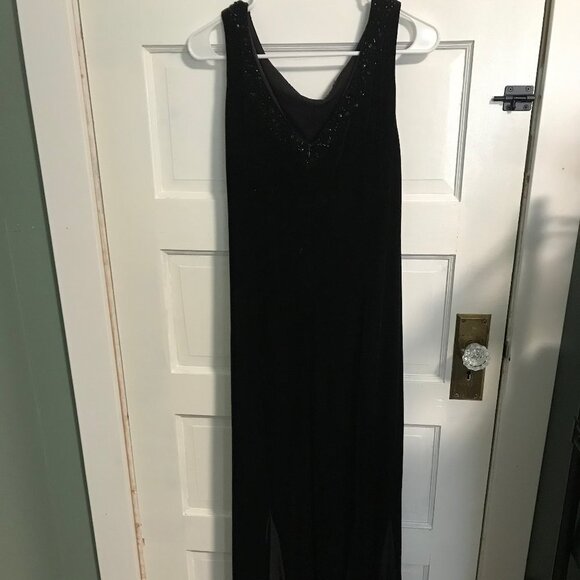 Jessica Howard Dresses & Skirts - Black Floor Length Prom/Formal Gown Size 14